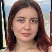 Profesora de inglés que imparte clases para niños de forma particular y personalizada